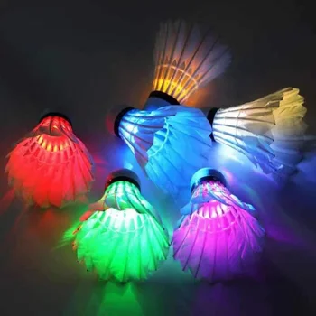  4 шт. светодиодные воланы для бадминтона с подсветкой Birdies, светящиеся воланы для бадминтона для занятий спортом на открытом воздухе